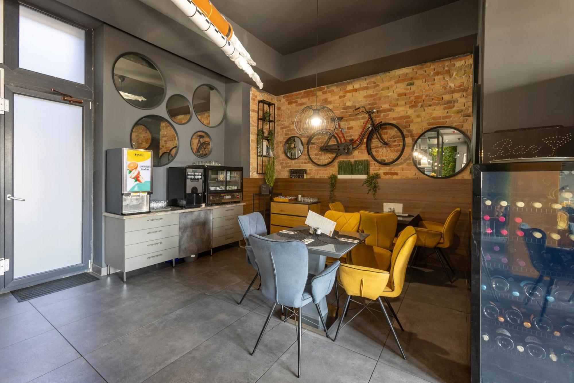 R73 Residences Печ Экстерьер фото