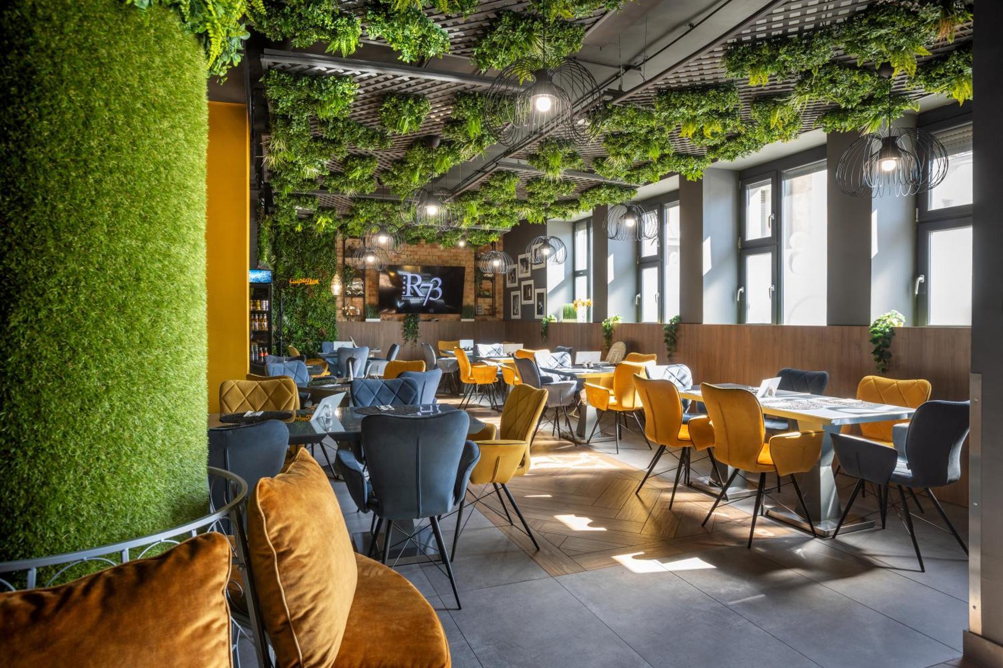 R73 Residences Печ Экстерьер фото